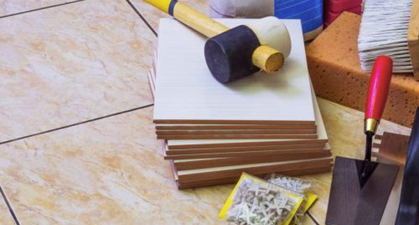 ابزارهای ضروری کاشیکاری